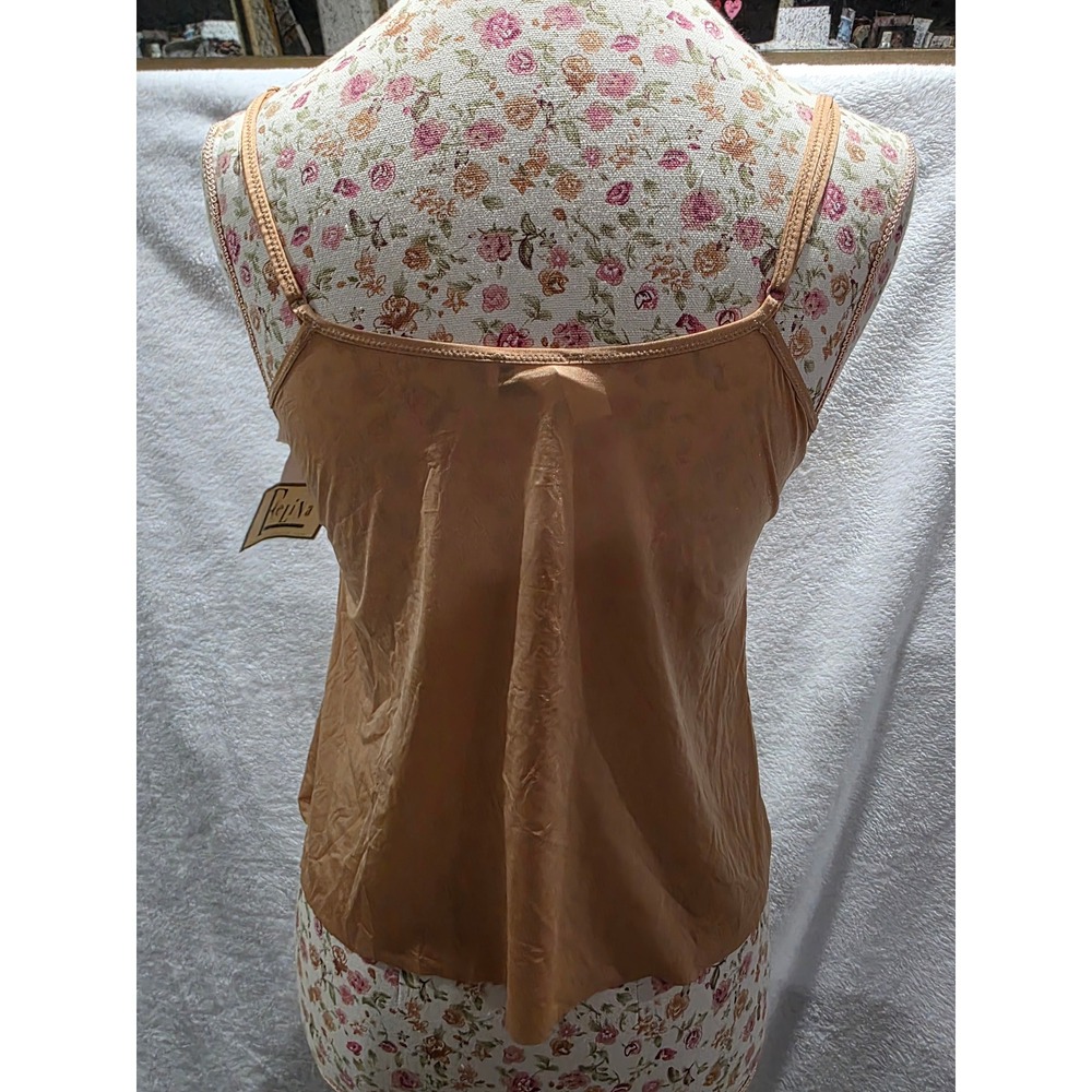 Vintage Y2K Romantic NWT Felina Tan V-Neck Sexy Camisole Top Adjustable Straps M - Picture 4 of 6